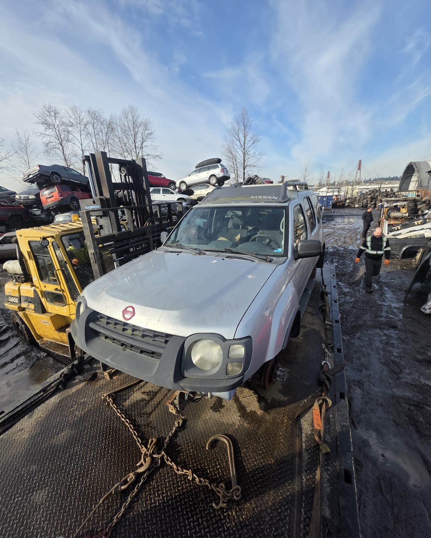 Tight space scrap car removal in a Pitt Meadows driveway